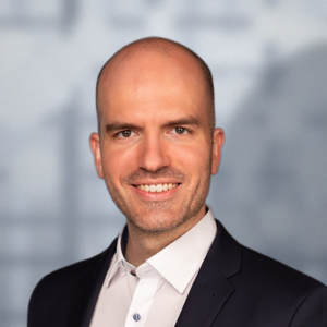portraet_glasfassade_neuer_bildaufbau